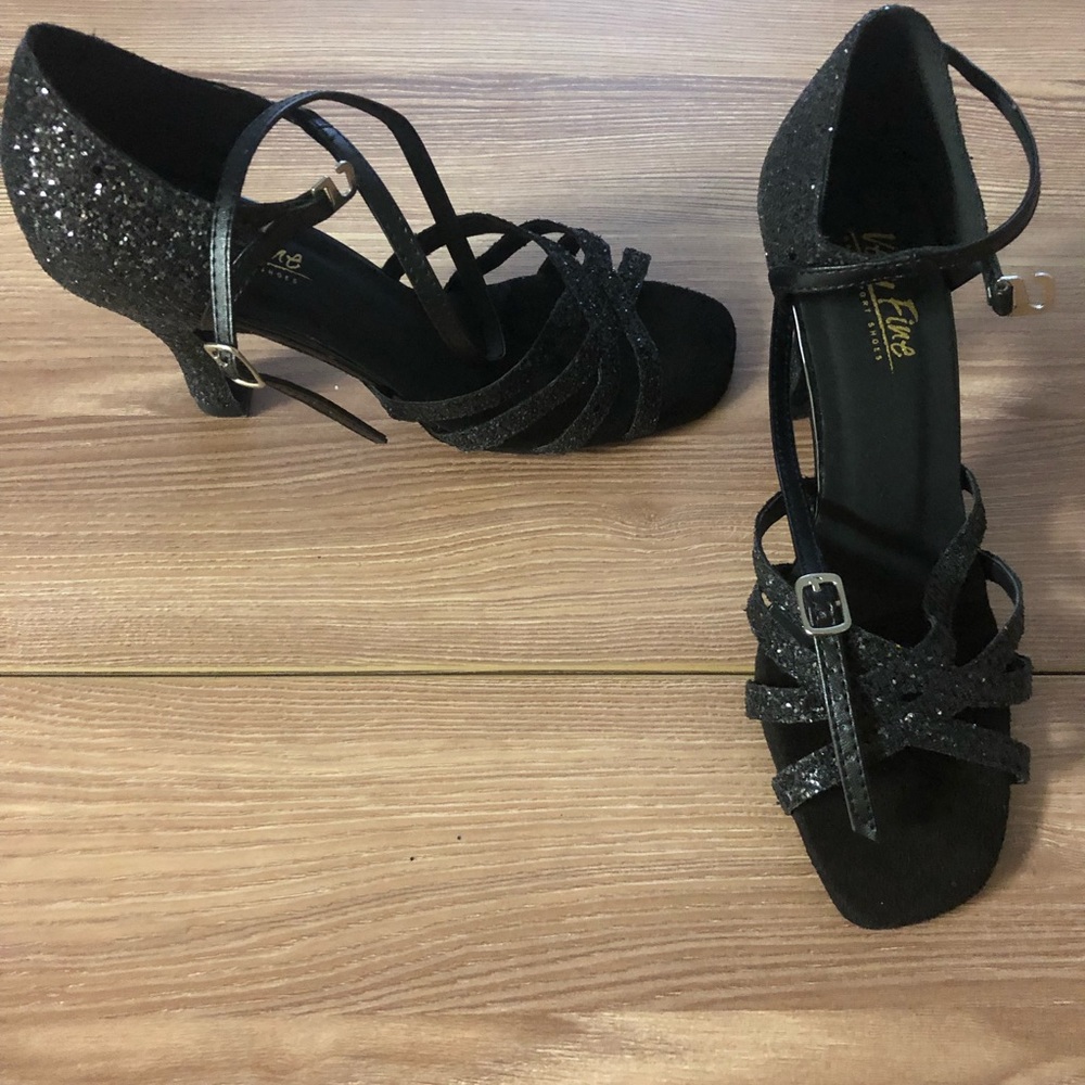 Very Fine Salsa Shoes - Size 7 / Latin Dance